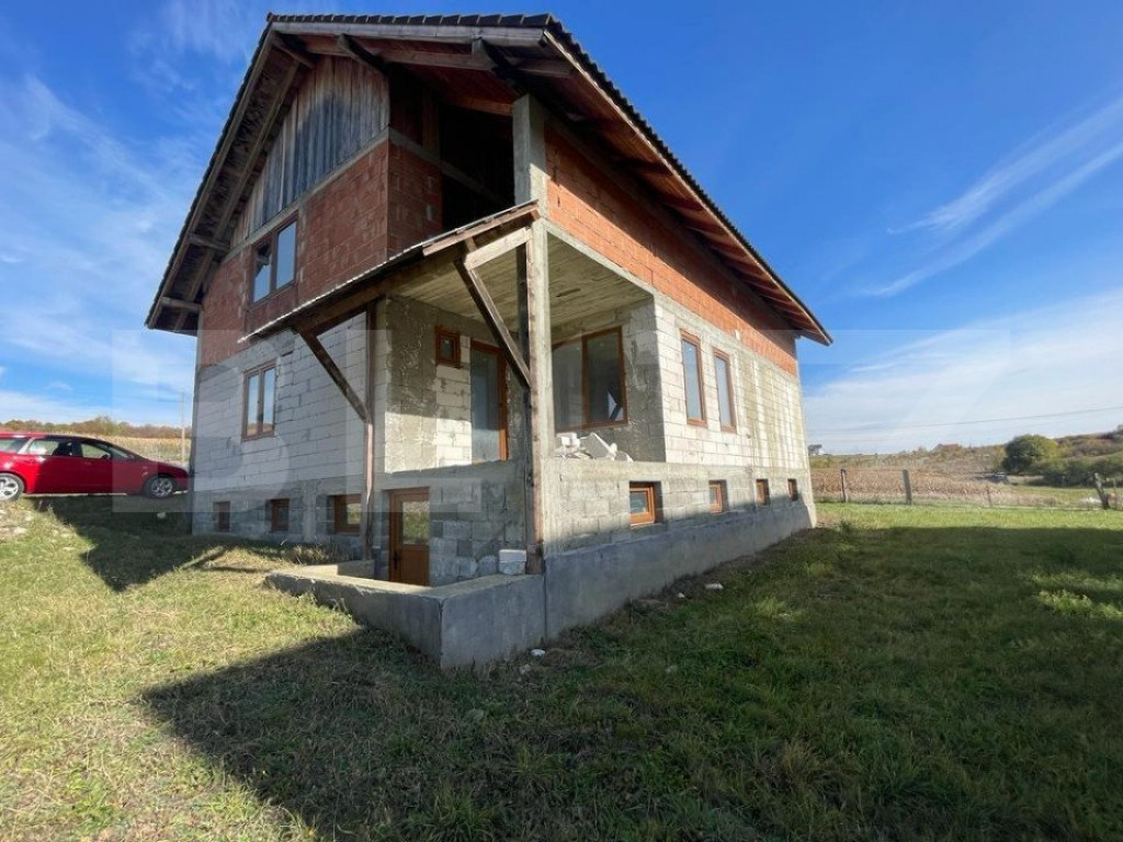 Casa de vanzare, 5 dormitoare, zona Sigmir