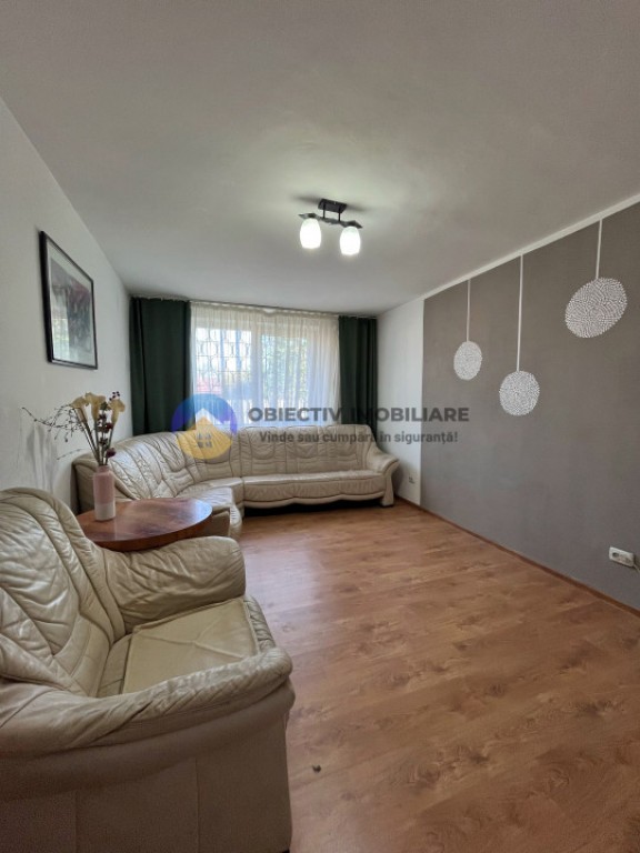 Apartament pretabil spatiu comercial-Zona Darmanesti