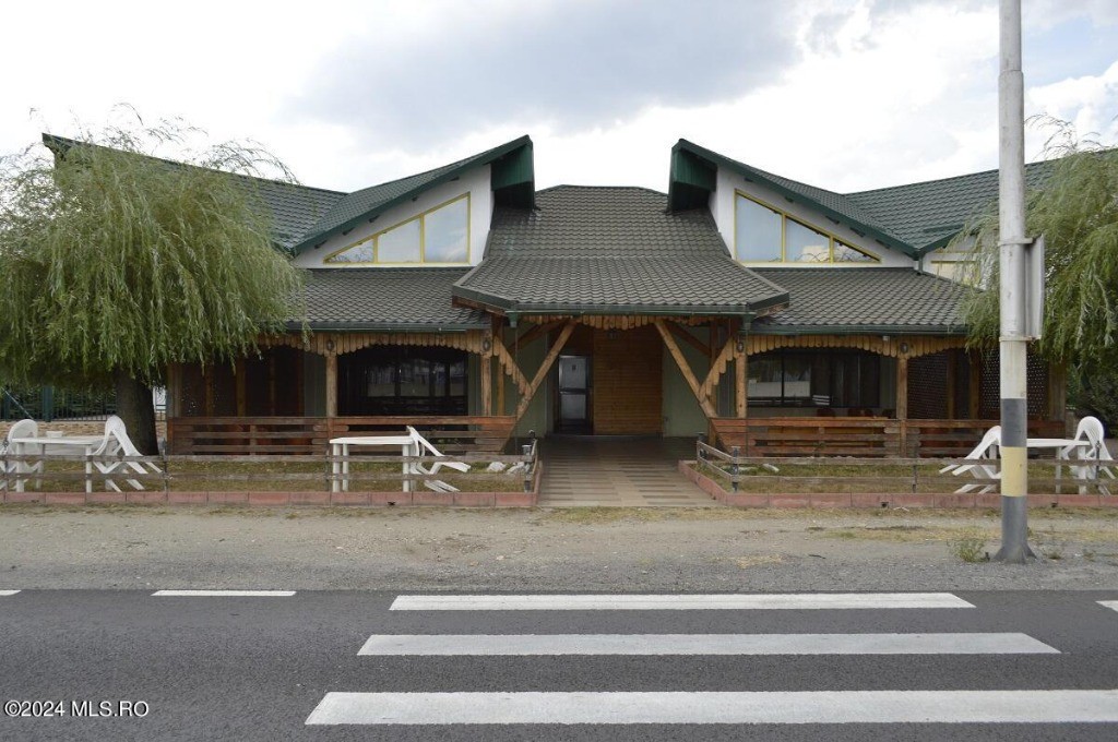 Maracineni - Argeselu, Popas - Restaurant - Cazare, teren 2787 mp!