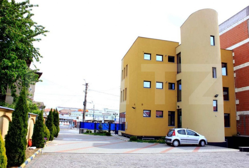 Spatiu comercial, zona centrală, 405mp