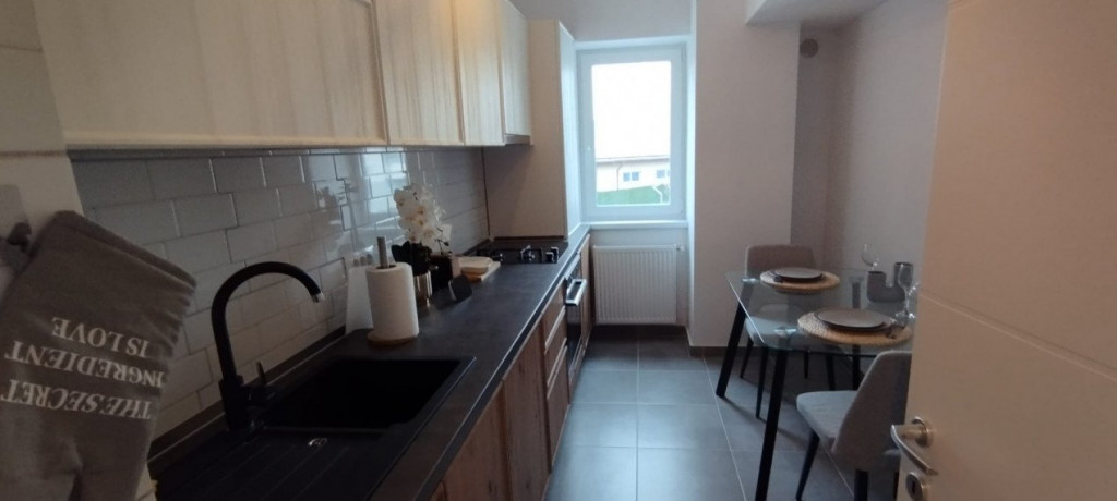 APARTAMENT 2 CAMERE, DECOMANDAT, BLOC NOU, INTABULAT, LIFT
