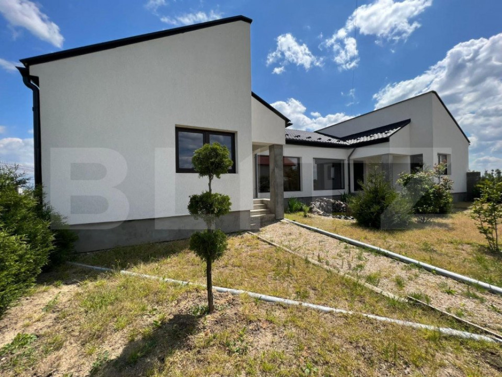 Casa de tip duplex, 90 mp, zona Aqua Star