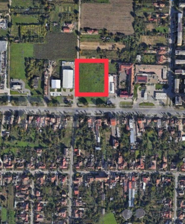 Teren Comercial de 82 Ari, Zona Strada Careiului