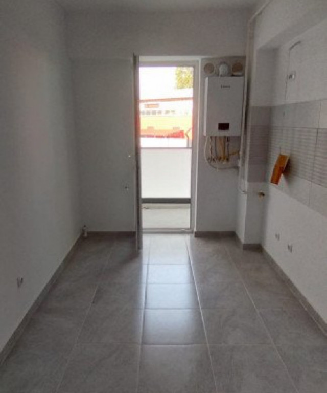 APARTAMENT 1 CAMERA, DECOMANDAT, BLOC NOU, INTABULAT