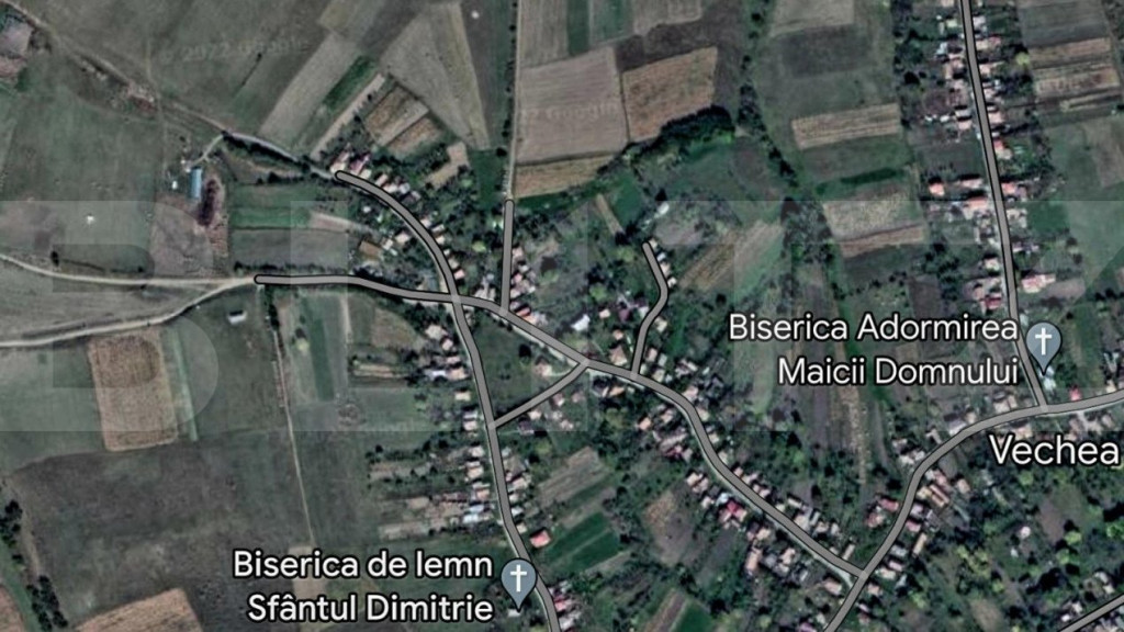 Teren intravilan cu suprafata de 3500mp,situat in satul Vech