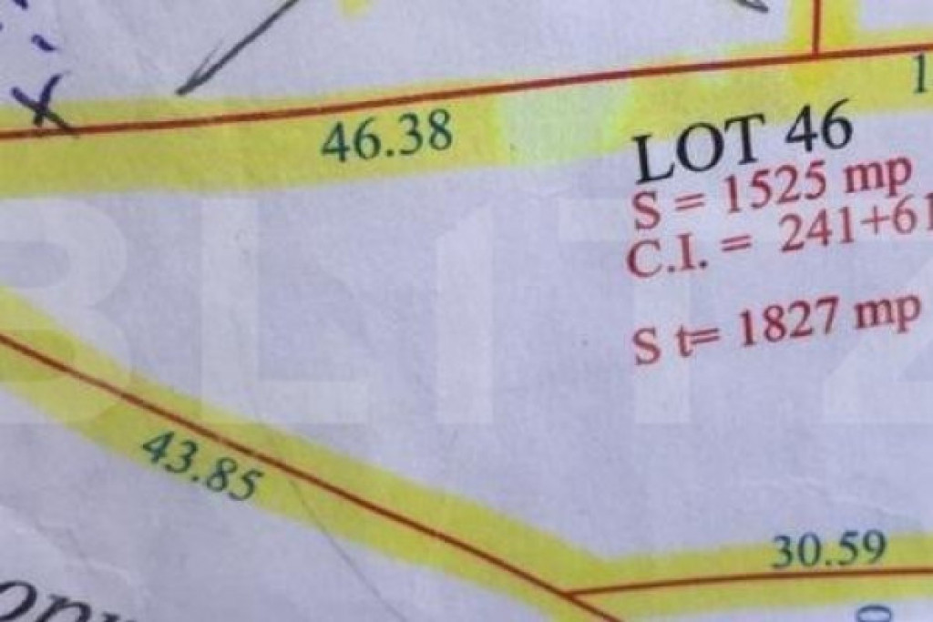 Teren intravilan de 1827 mp, Valea Adanca