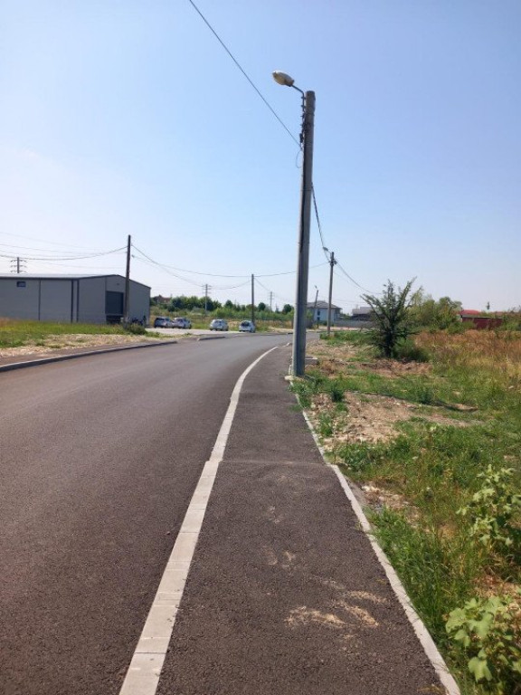 Teren intravilan, 6030 mp, Mioveni