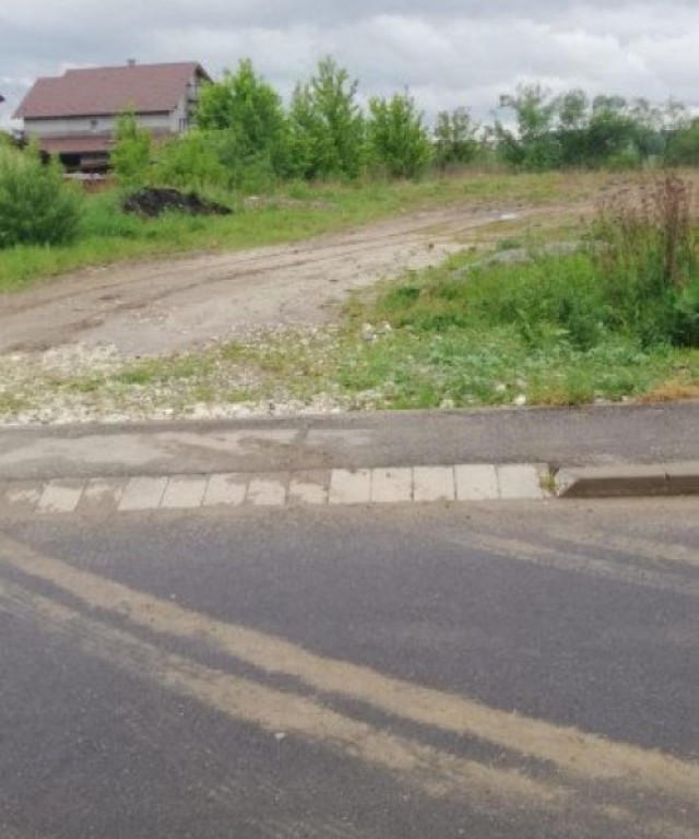 Teren constructie casa cu puz