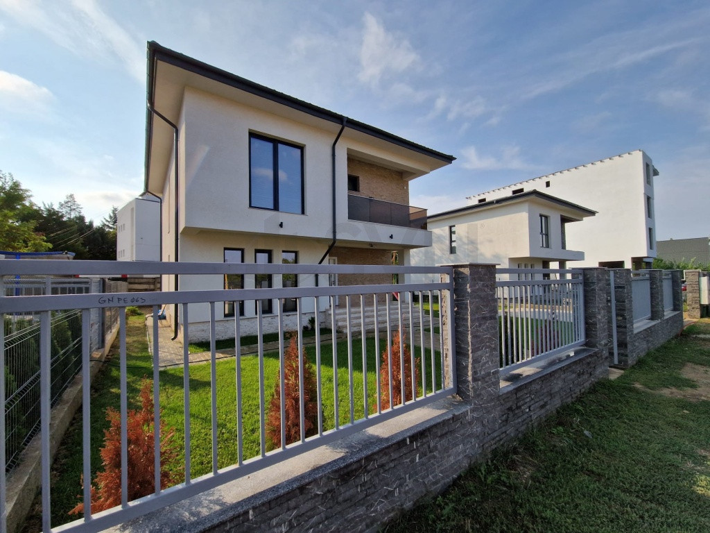 Vila de 5 camere langa studiourile Buftea