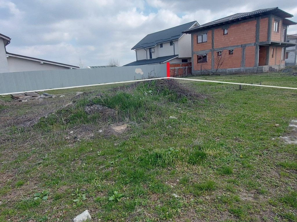 Teren intravilan Crevedia