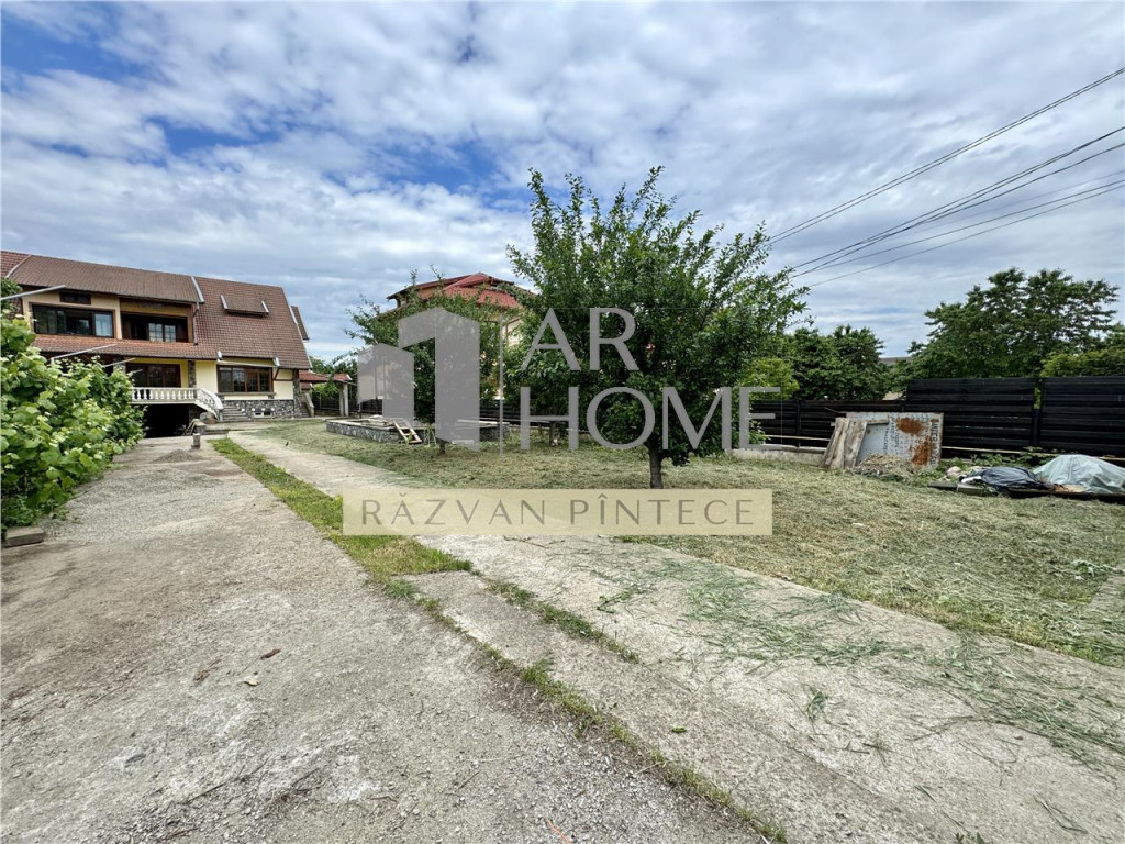 Casa S P 1E, 11 camere, garaj, teren 1915 mp, stradal Paules