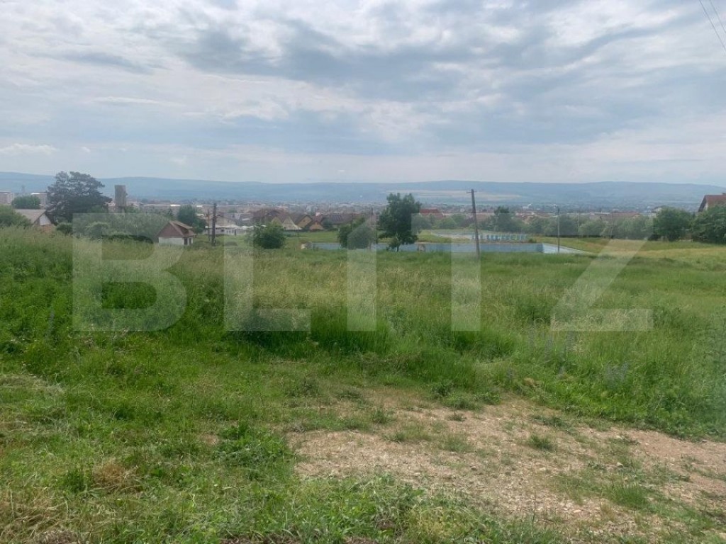 Teren intravilan, 989mp, zona Cetate