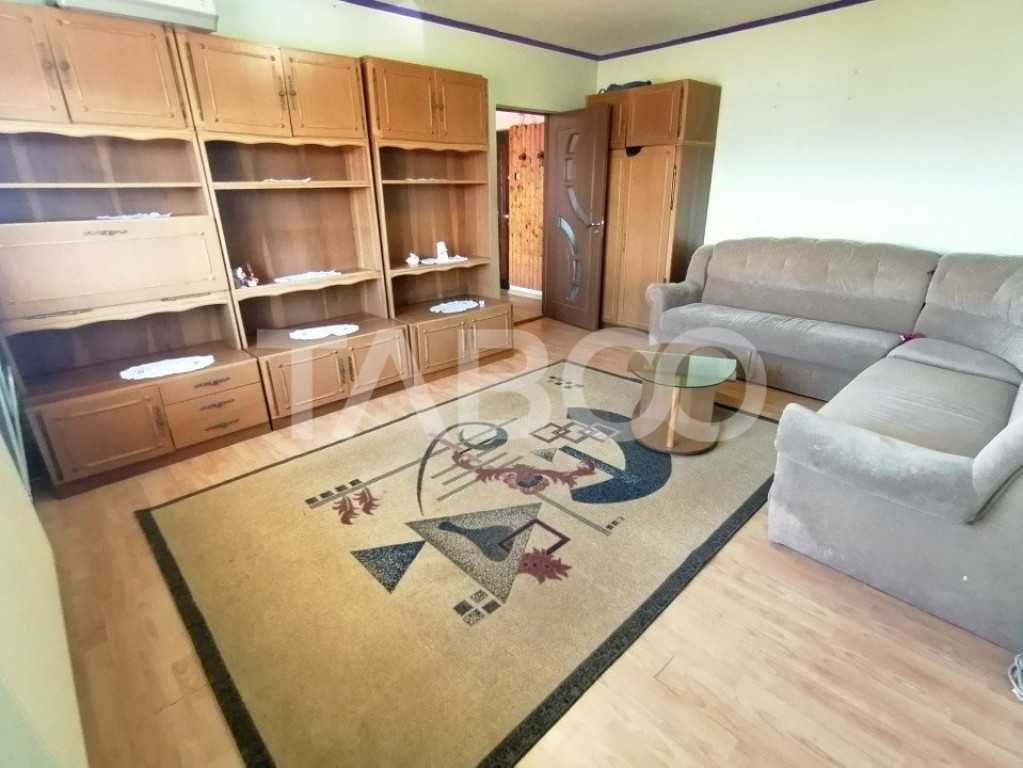 Apartament 3 camere de inchiriat 2 balcoane lift Terezian Si