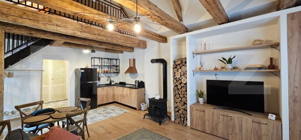 Casă cu două apartamente, 100mp, zona Schei