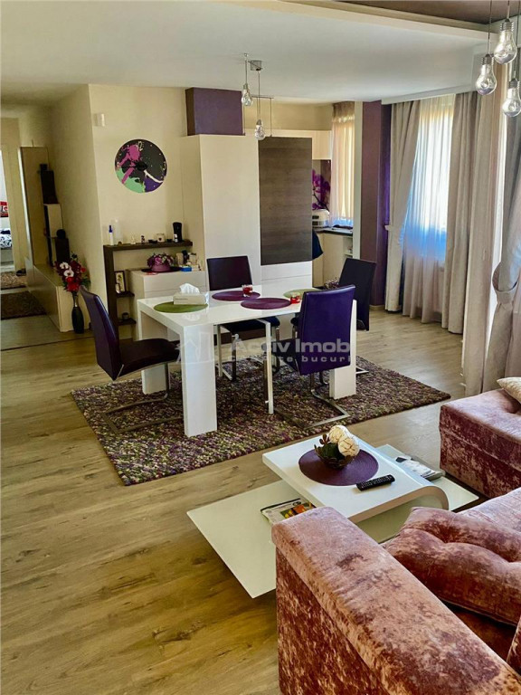 Apartament luxos, 3 camere si 2 balcoane, suprafata 83 mp.,