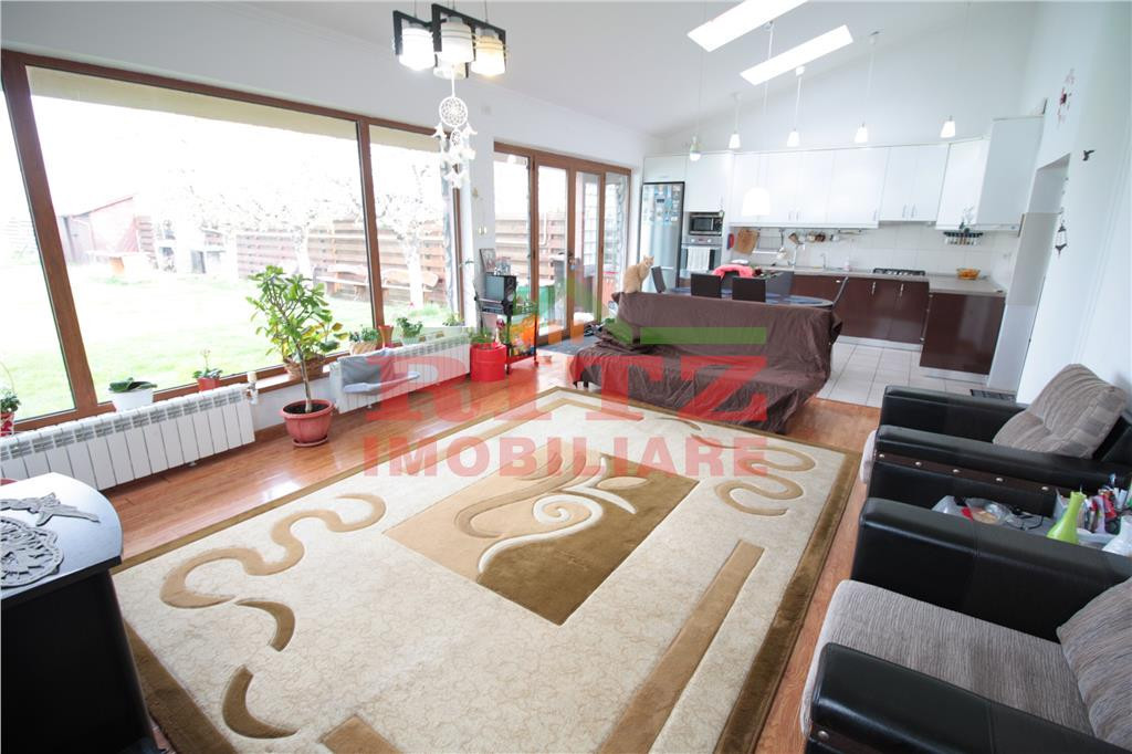 NOU ! VILA cocheta S P M GARAJ, MOBILATA si UTILATA!