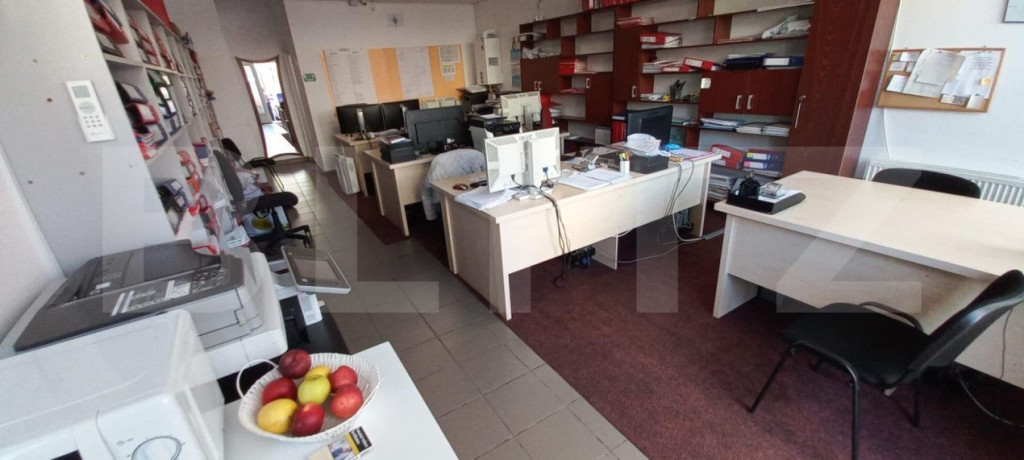 Spatiu comercial , ideal pentru birouri