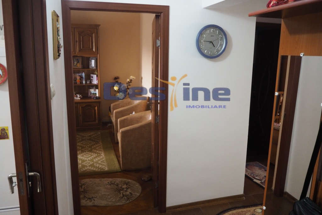 APARTAMENT 3 CAMERE DE VANZARE,ZONA UM,87.000 EURO,DEJ