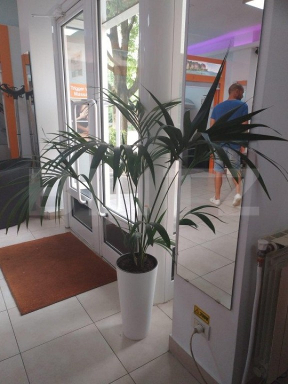 Afacere la cheie, salon de bronzat, zona complexul studentes