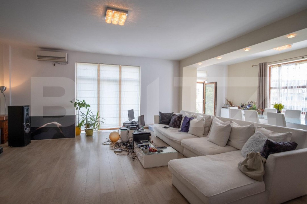 Spatiu Comercial, 94 Mp, Complexul Studentesc