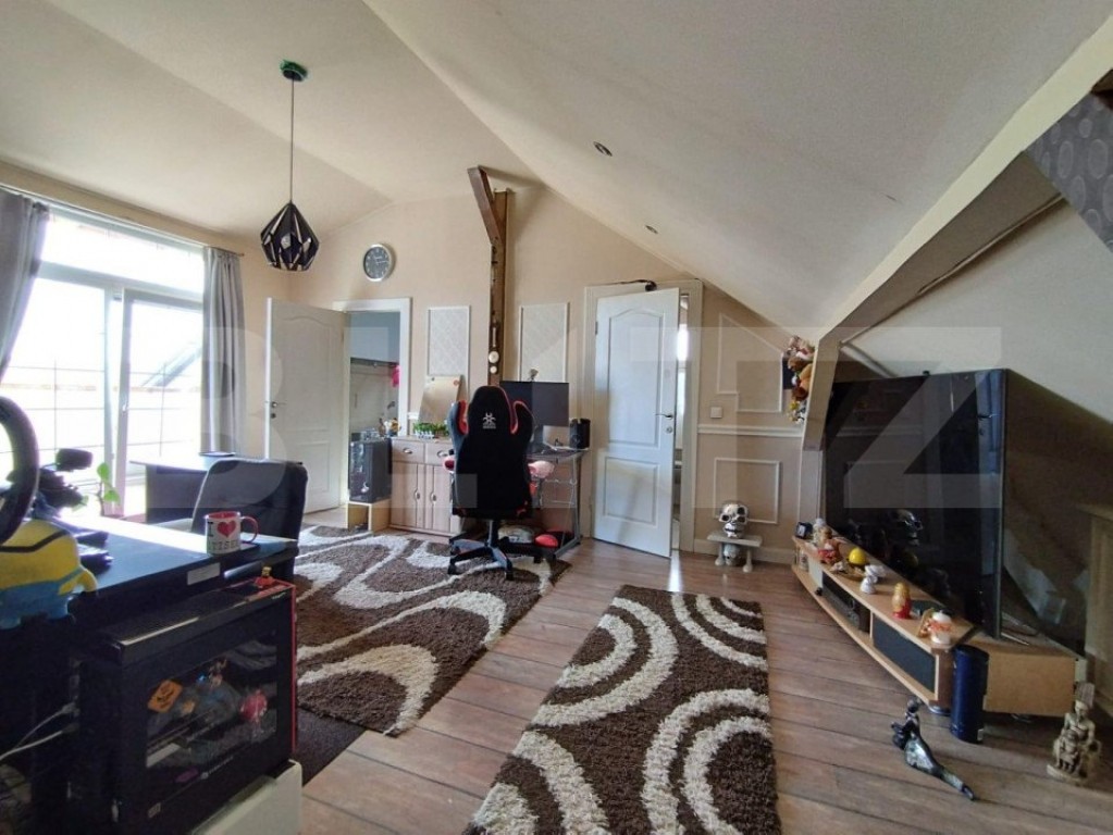 Apartament 4 camere, balcon, 104mp - 99 500 euro, zona Cale