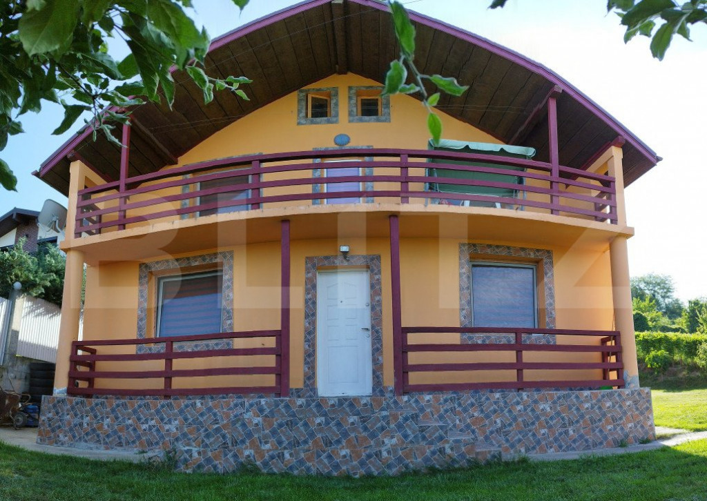 Casa 5 camere, 170 mp utili, 650 mp teren, zona Hemeius