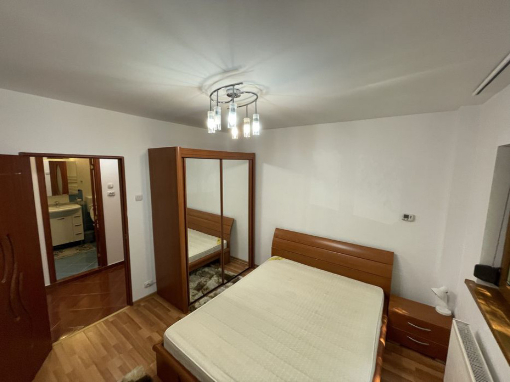Tineretului apartament parter cu centrala