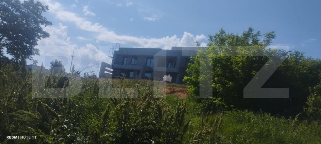 Teren generos de 1500 mp, intravilan, zona Miroslava