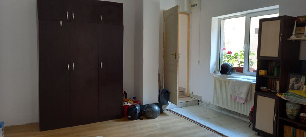 Casa P+1+M Eroii Revolutiei