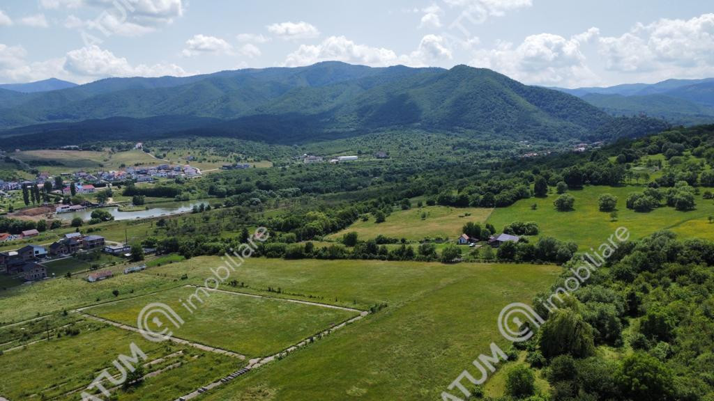Teren intravilan compus din 10 parcele in oras Cisnadie