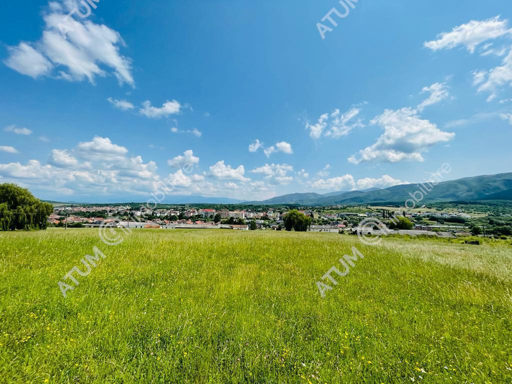 Teren intravilan cu utilitati in orasul Cisnadie din Sibiu
