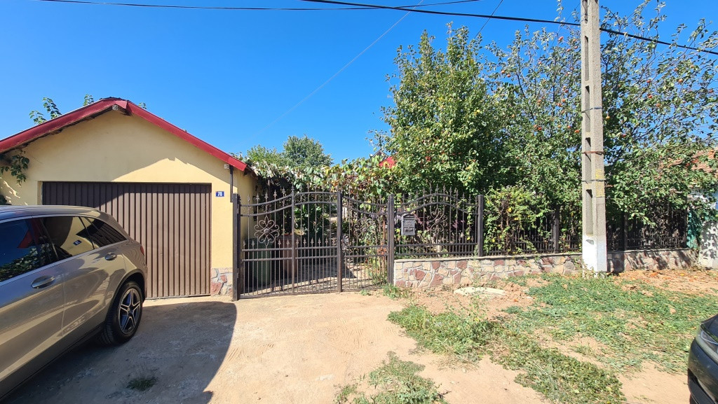 Teren 1872mp in Izvorani, deschidere 14ml, Comision 0%