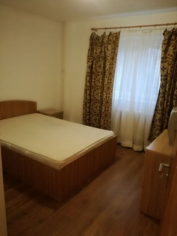 Apartament cu 3 camere zona Girocului