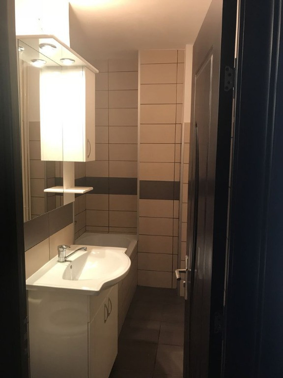 Apartament o camera zona Girocului