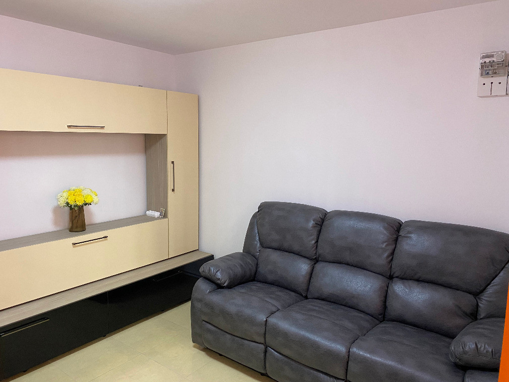 Duplex 3 camere, spațiu comercial/locuit, int. Sporturilor-Rapsodiei