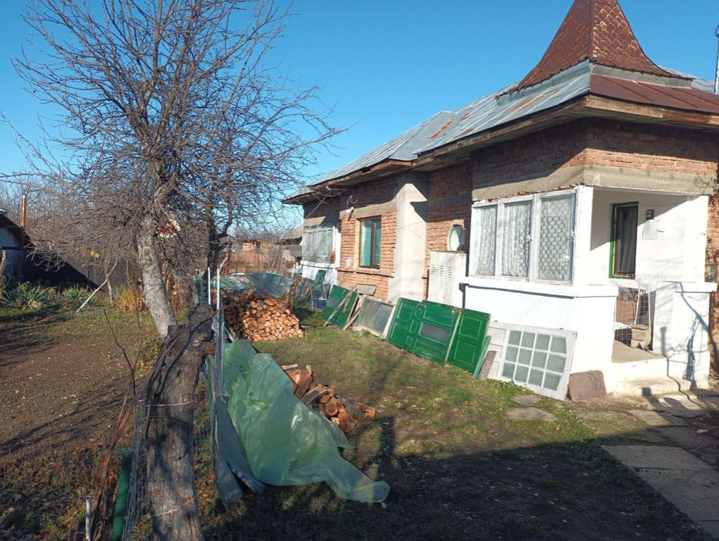 De vanzare casa in loc. Poienarii Burchii, Jud Prahova-id...