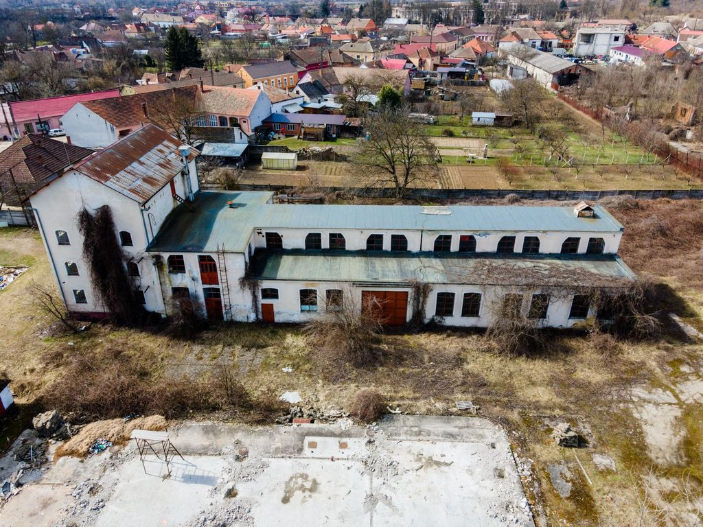 Hală spațioasă în Lipova oportunitate investiție