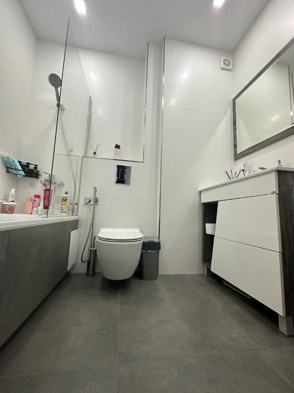 Apartament cu 2 camere cartierul Dambul Rotund