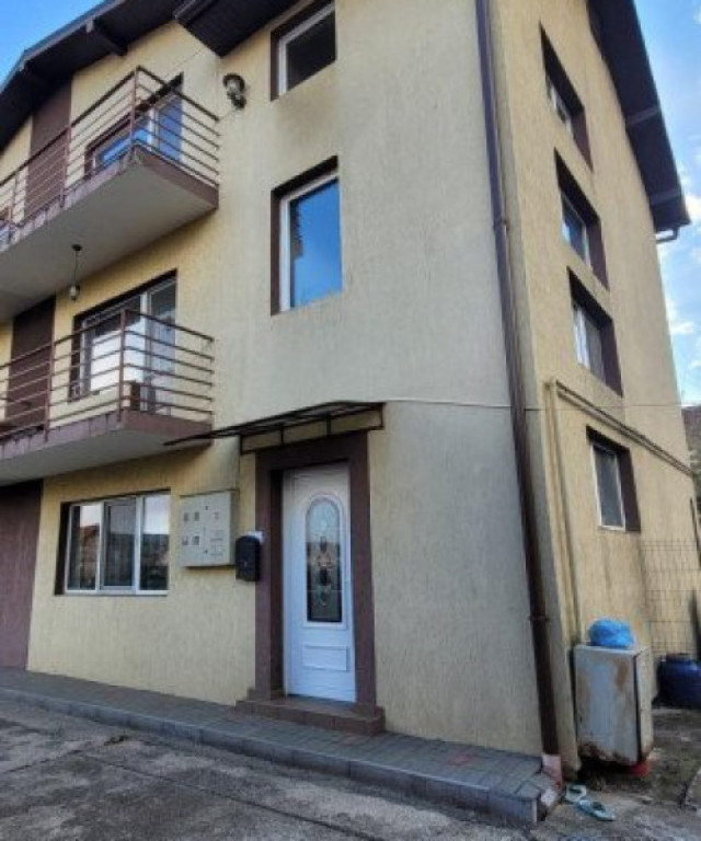 Casa 5 camere, RATE, 3 bai, 171mp utili + pod, gradina 160 m