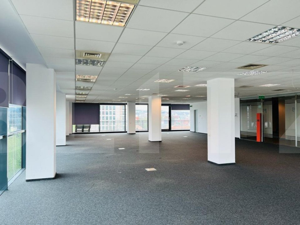 Office clasa A, 580 mp, birouri finisate, zona The Office