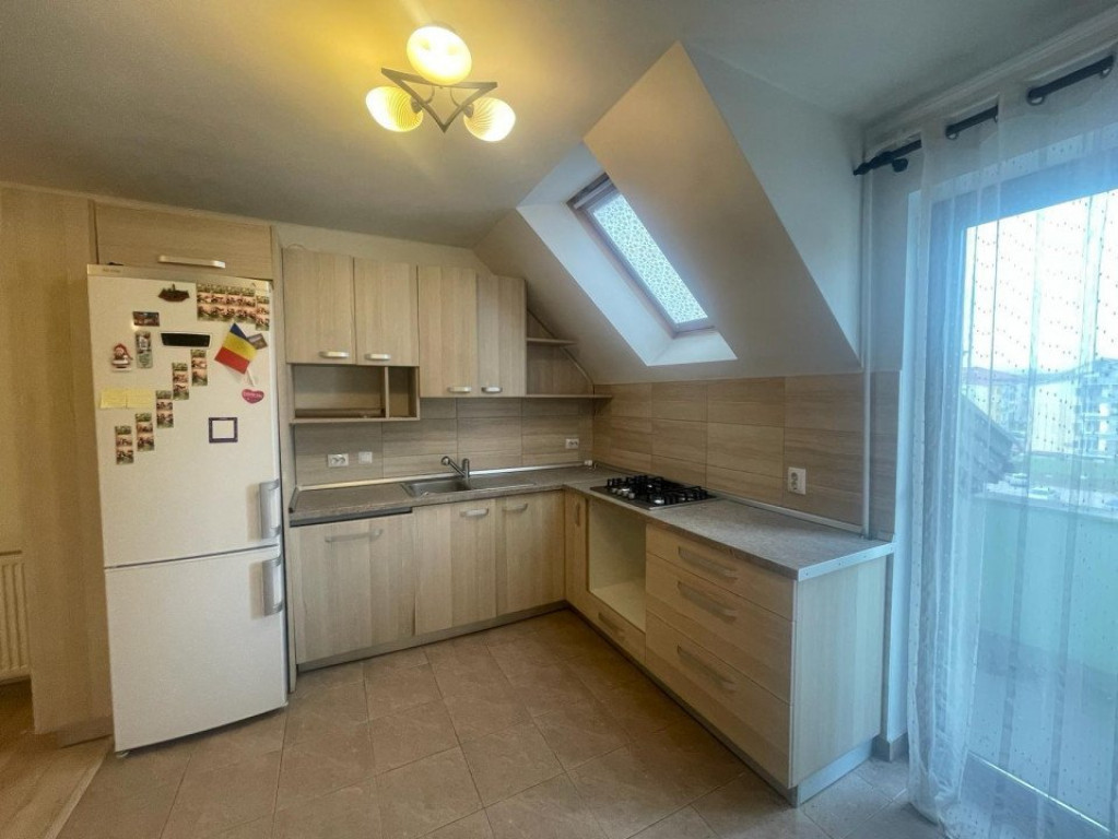 Oportunitate !Apartament de 3 camere ,61 mp, finisat, parcar