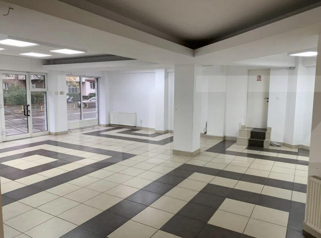 Spatiu comercial stradal, 166 mp, Marasti, ideal showroom