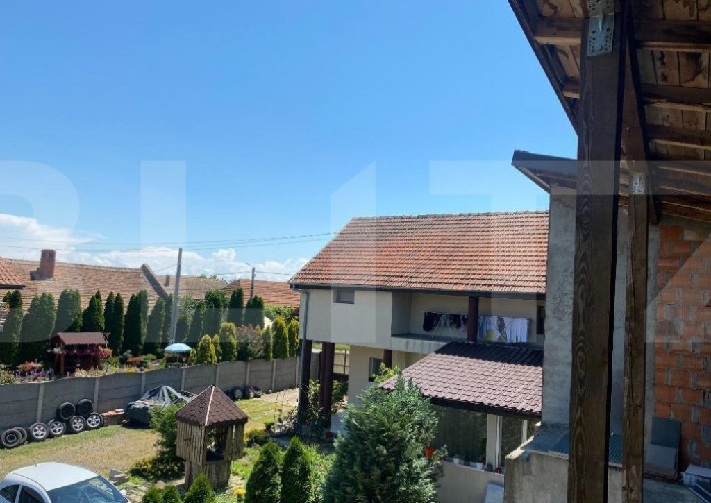 Casa 8 camere 350 mp Utvin aproape de centrul comunei 1760mp