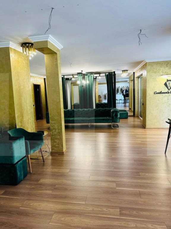 Spatiu comercial, 84 mp, zona Sopor, terasa de 25 mp