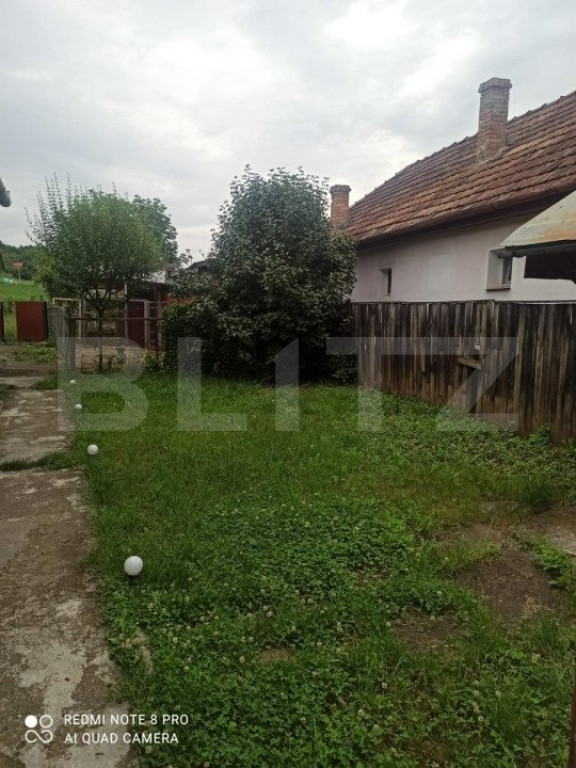 Casa cu 2 camere, 52mp, zona Remetea