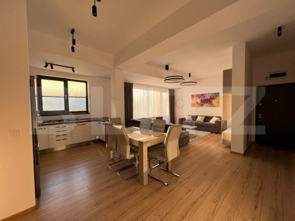 Penthouse 82mp, terasa 30mp, Cetate