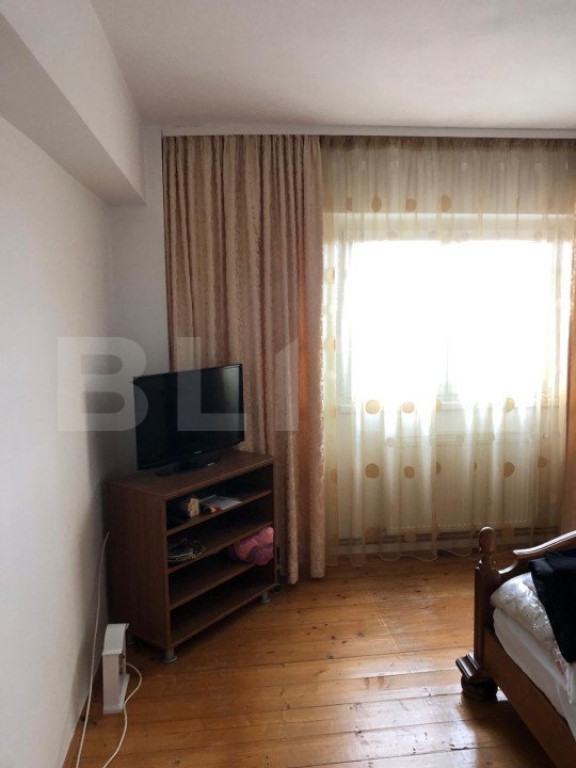 Apartament 3 camere, decomandat, 73 mp, cartier Burdujeni