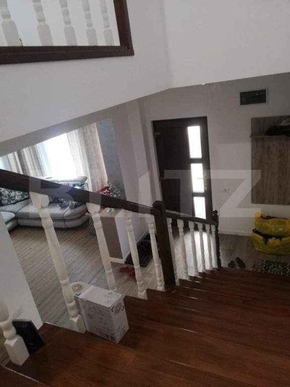 Casa tip duplex cu garaj, 3 camere, 115mp, Mosnita Veche