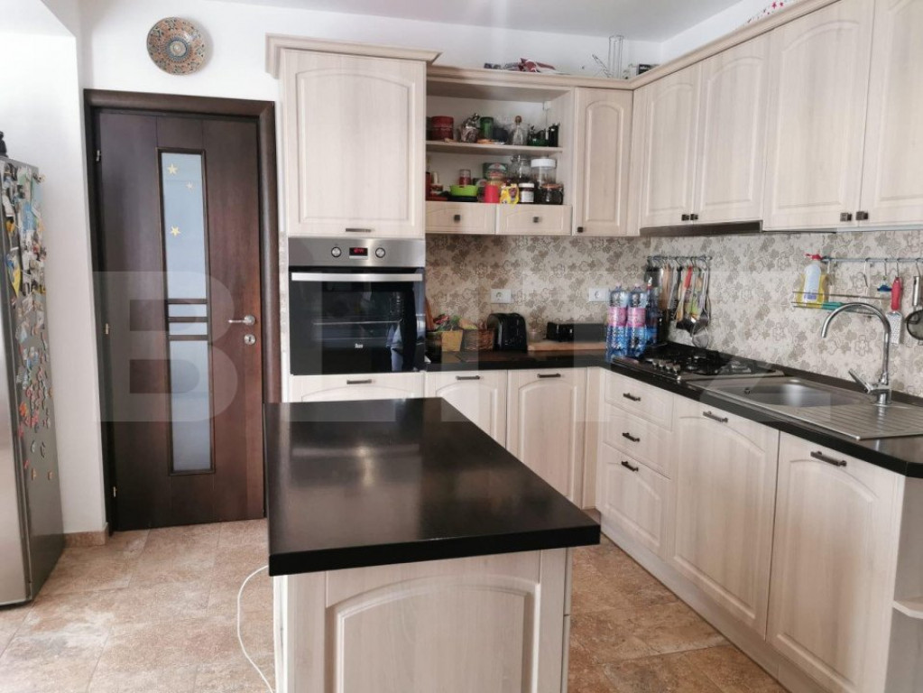 Casa individuala de 270 mp, cartier Ipotesti