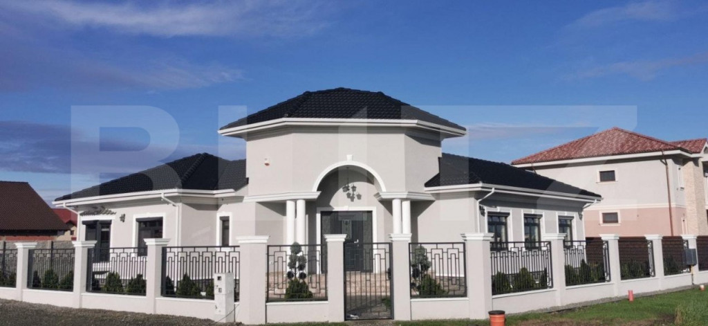 Vilă deosebită cu suprafaţă de 150 mp în Săcălaz